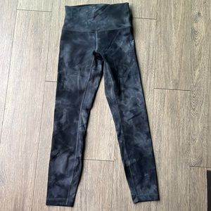 Lululemon tie dye wunder understand